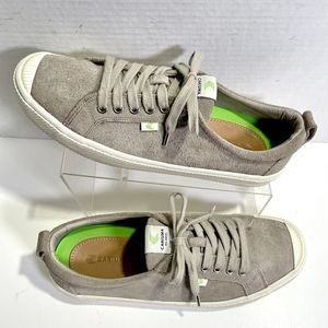 CARIUMA Ona Gray Suede Low Top Sneaker - Sz 10 Mens 11.5 Women
